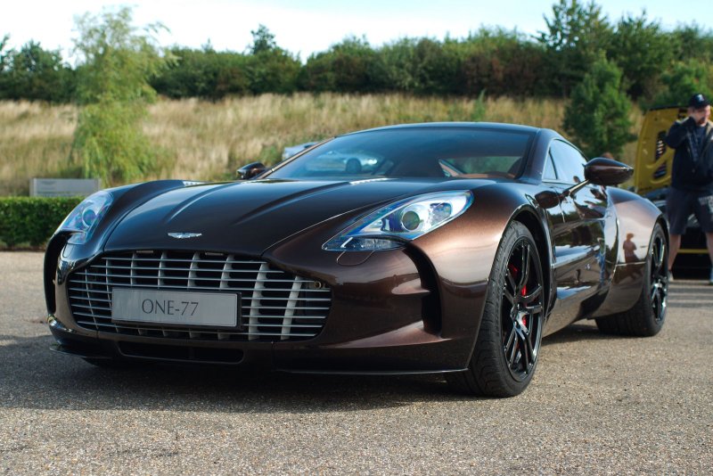 Tải hình ảnh Aston Martin One-77 HD miễn phí 15