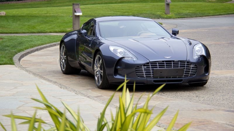 Tải hình ảnh Aston Martin One-77 HD miễn phí 19