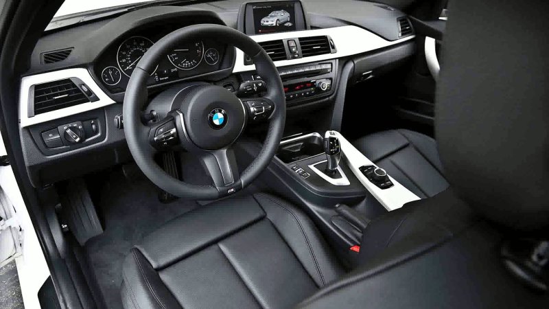 Tải hình ảnh đẹp xe BMW 320i miễn phí 6