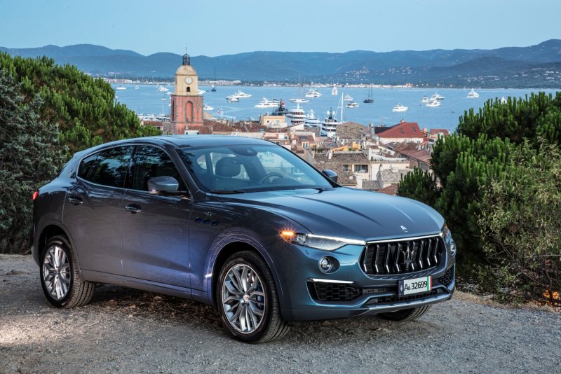 Tải hình ảnh Maserati Levante HD miễn phí 12