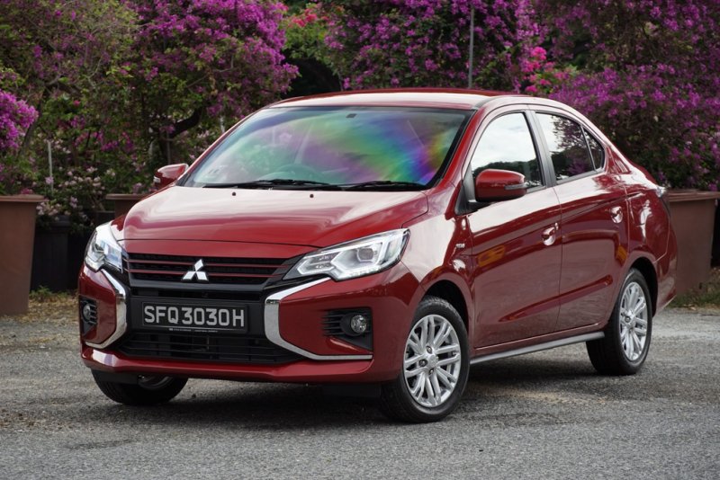 Tải hình ảnh ngoại thất xe Mitsubishi Attrage miễn phí 14