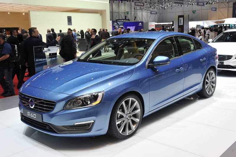 Tải hình ảnh Volvo S60 miễn phí 19