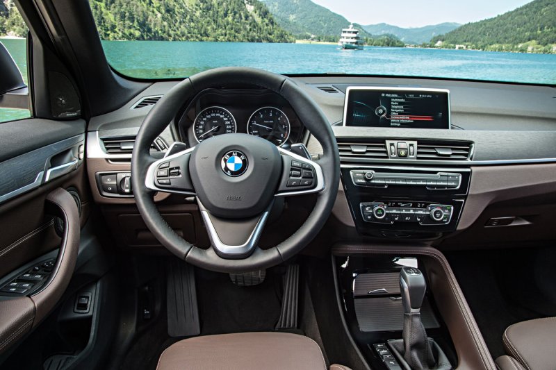 Tải hình ảnh xe BMW X1 miễn phí 14