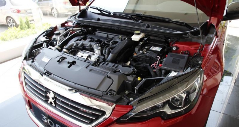 Tải hình ảnh xe Peugeot 308 nội thất sang trọng 24