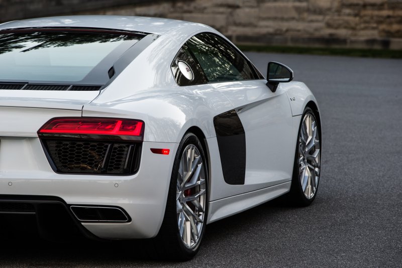 Tải hình xe Audi R8 phiên bản mới 21