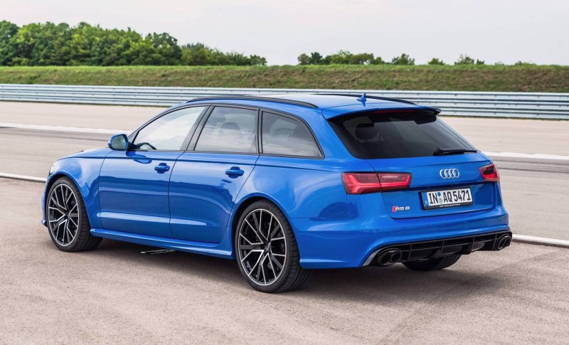 Tải hình xe Audi RS6 chất lượng cao 12