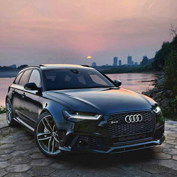 Tải hình xe Audi RS6 chất lượng cao 25