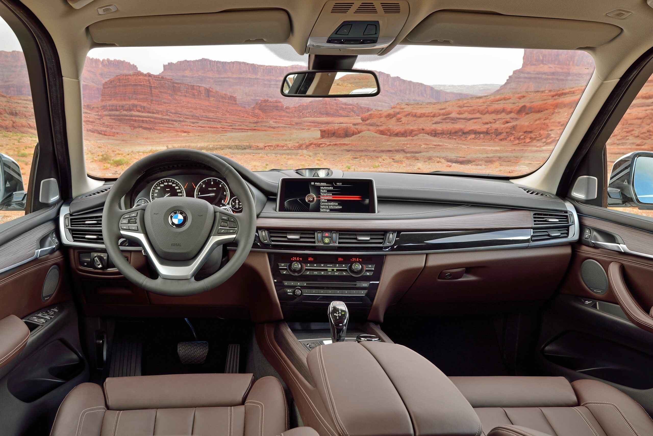 Tải ngay hình ảnh chi của nội thất xe BMW X5 5