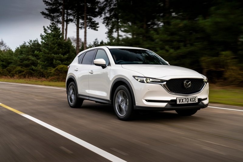 Thiết kế ngoại thất Mazda CX-50 đầy ấn tượng 11