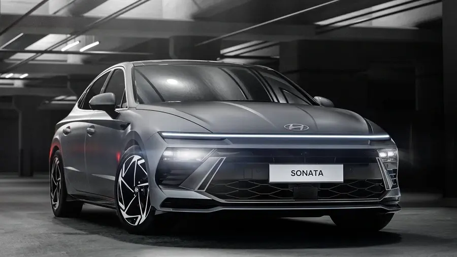 Thiết kế ngoại thất sang trọng của xe Hyundai Sonata 13
