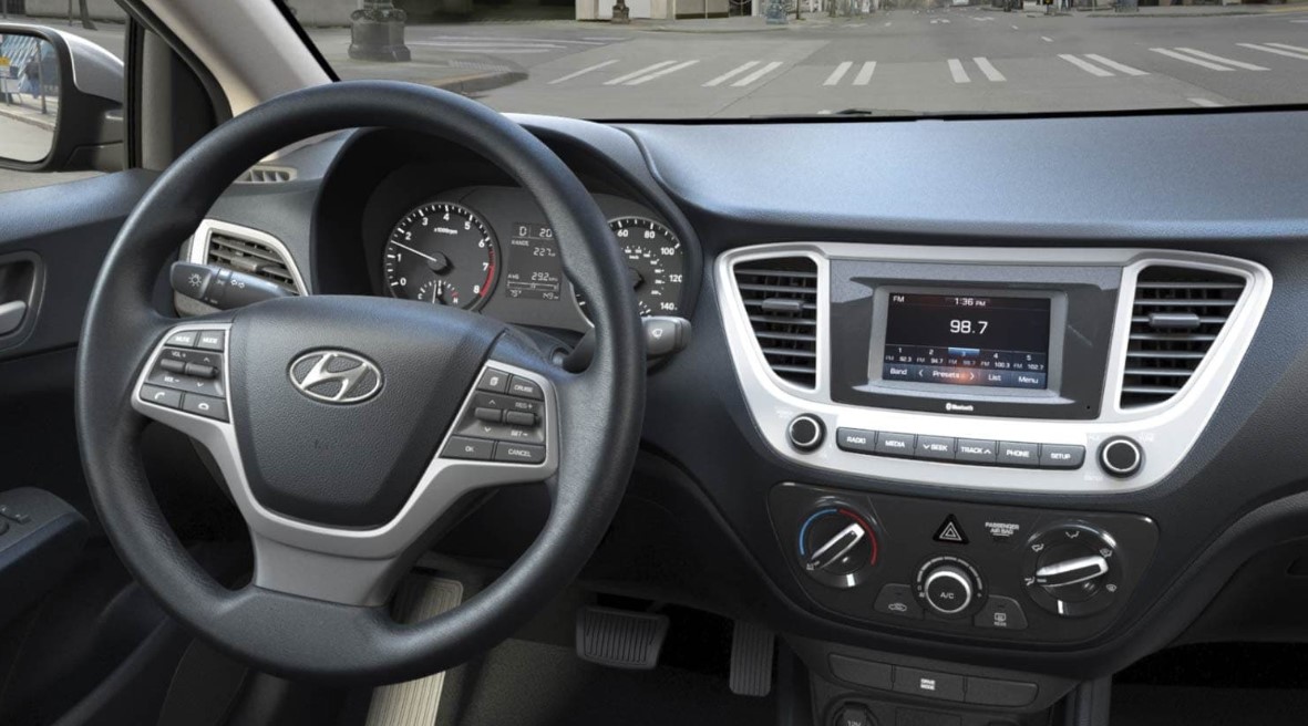 Thiết kế nội thất tinh tế của xe Hyundai Accent 7