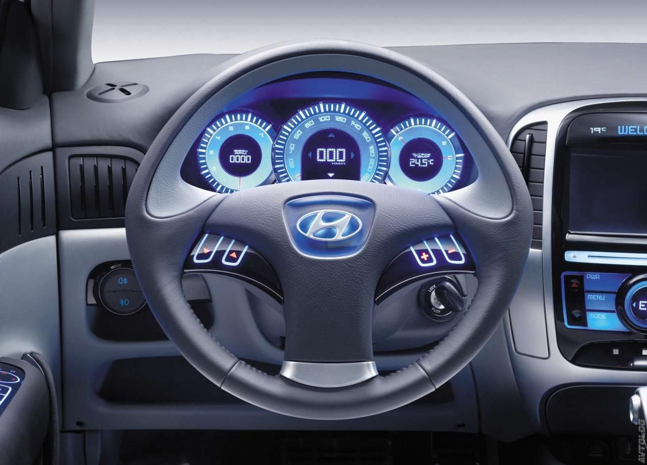 Thiết kế nội thất tinh tế của xe Hyundai Accent 12