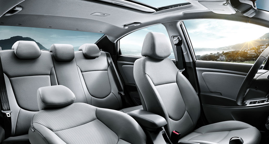 Thiết kế nội thất tinh tế của xe Hyundai Accent 14