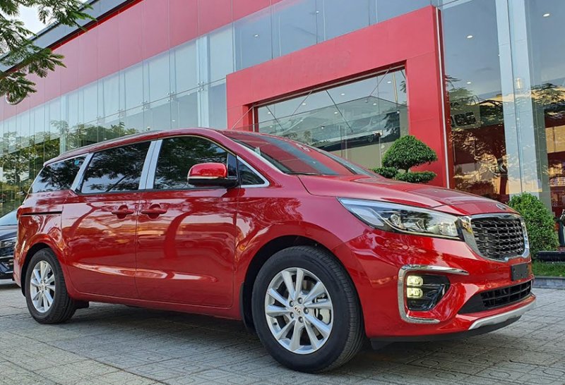 Thư viện ảnh chi tiết xe Kia Sedona đỉnh cao 18