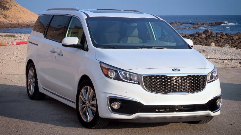 Thư viện ảnh chi tiết xe Kia Sedona đỉnh cao 24