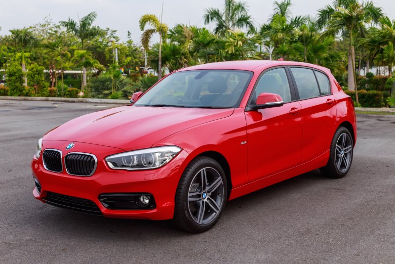 Thư viện hình ảnh chi tiết xe BMW 118i 9