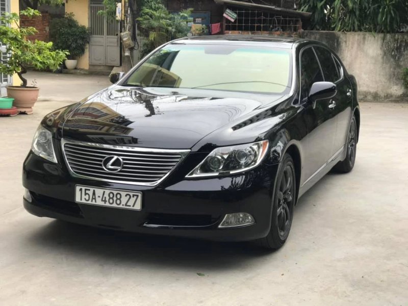 Thư viện hình Lexus LS460 đẹp nhất 10