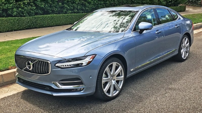 Volvo S90 03