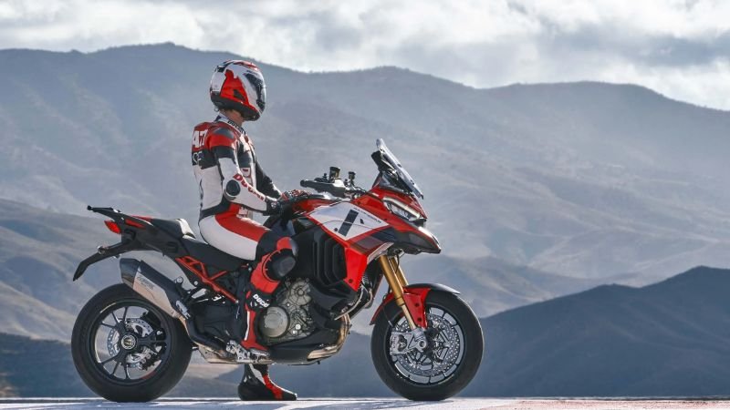 Xe mô tô thể thao Ducati Multistrada 16