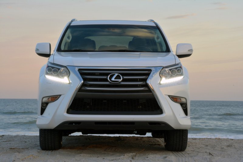 Xem ảnh Lexus GX 460 mới nhất 11