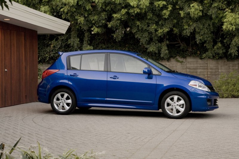 Xem ảnh thực tế xe Nissan Versa siêu ấn tượng 5