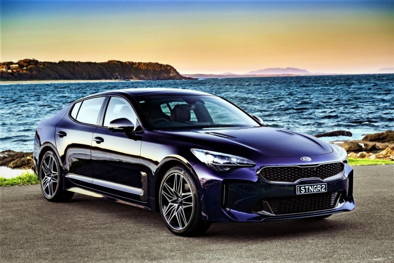 Xem ảnh xe Kia Stinger chất lượng cao 10