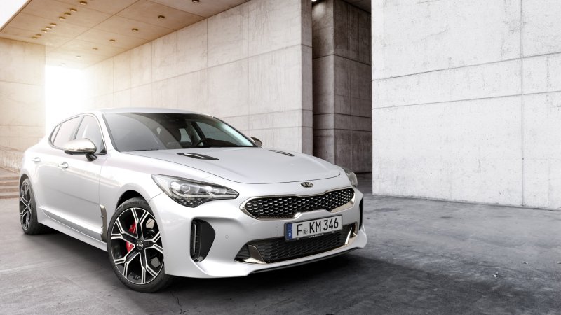 Xem ảnh xe Kia Stinger chất lượng cao 13