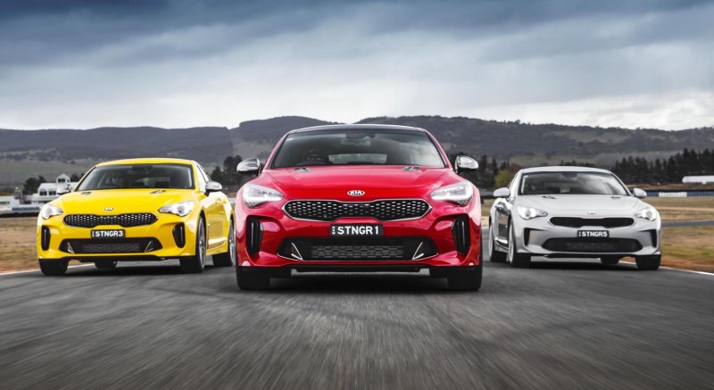 Xem ảnh xe Kia Stinger chất lượng cao 30