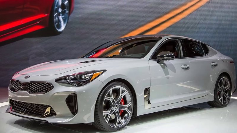 Xem ảnh xe Kia Stinger chất lượng cao 38