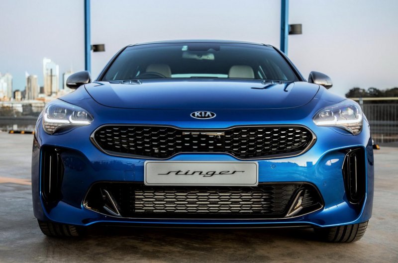 Xem ảnh xe Kia Stinger chất lượng cao 39