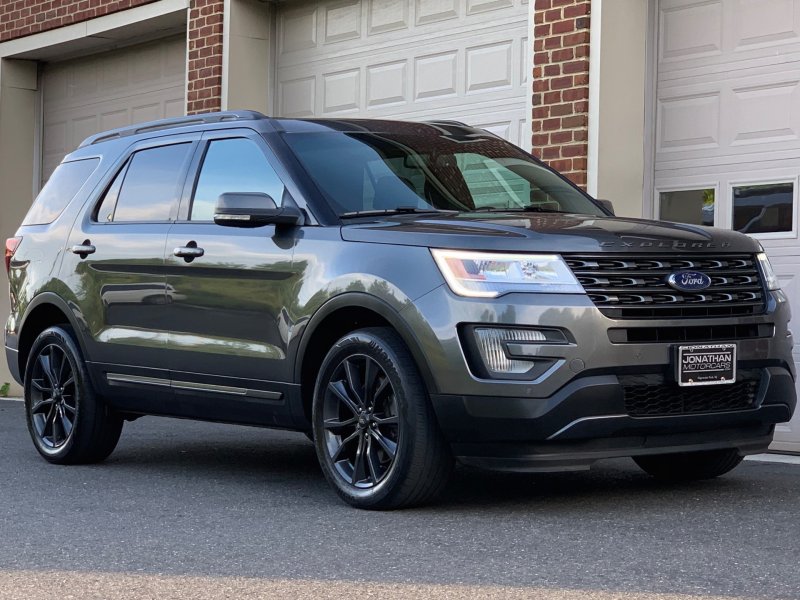 Xem hình ảnh xe Ford Explorer từ mọi góc độ 28