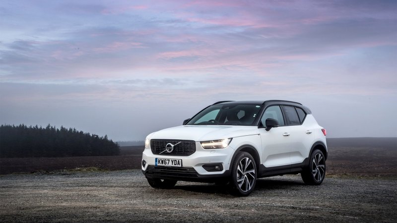 Xem và tải hình ảnh xe Volvo XC40 17