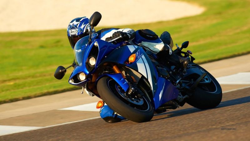 Ảnh Yamaha YZF R1 đẹp nhất 24