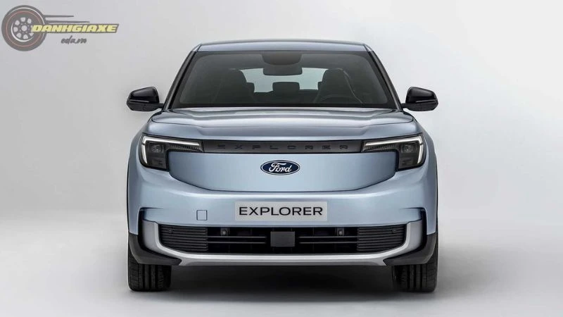 Ford Explorer EV - 4