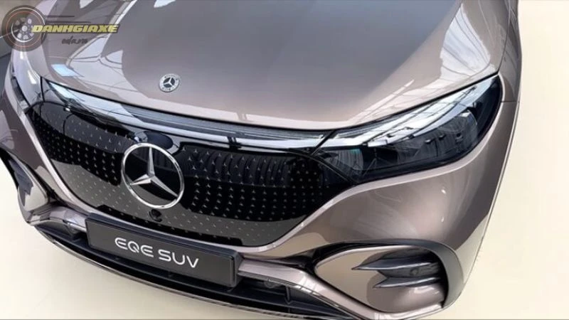 Mercedes EQE SUV - 8