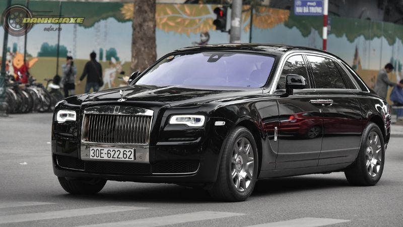 Rolls-Royce Ghost - 4