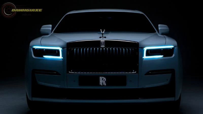 Rolls-Royce Ghost - 7