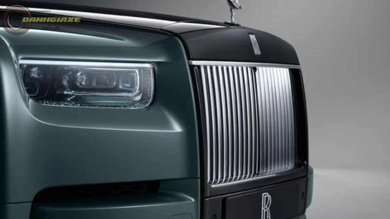 Rolls-Royce Ghost - 8