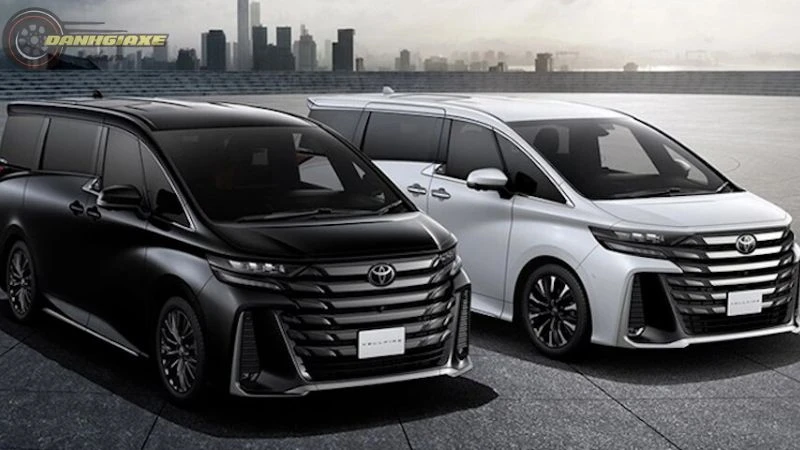 Toyota Alphard - 11