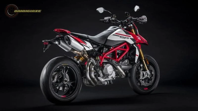 Hypermotard 950