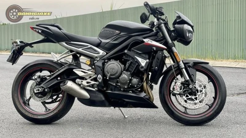 Triumph Street Triple