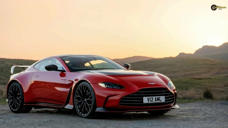 Bảng giá xe Aston Martin 06