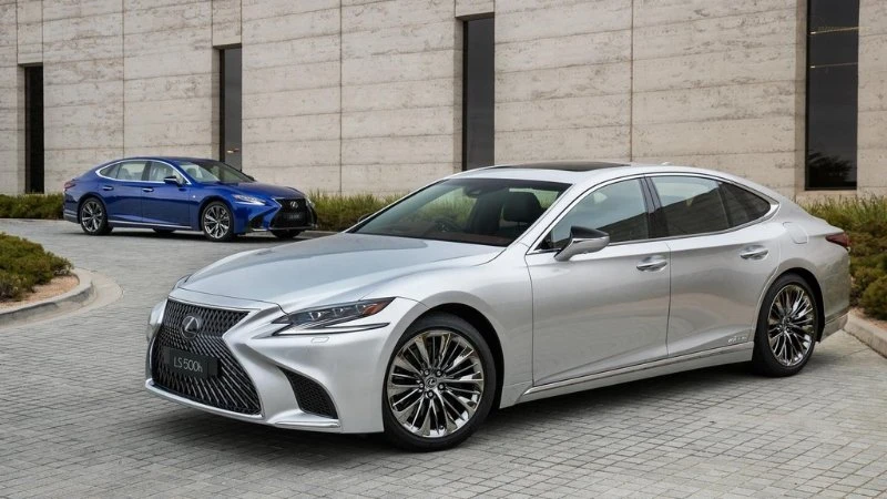 Lexus LS 500