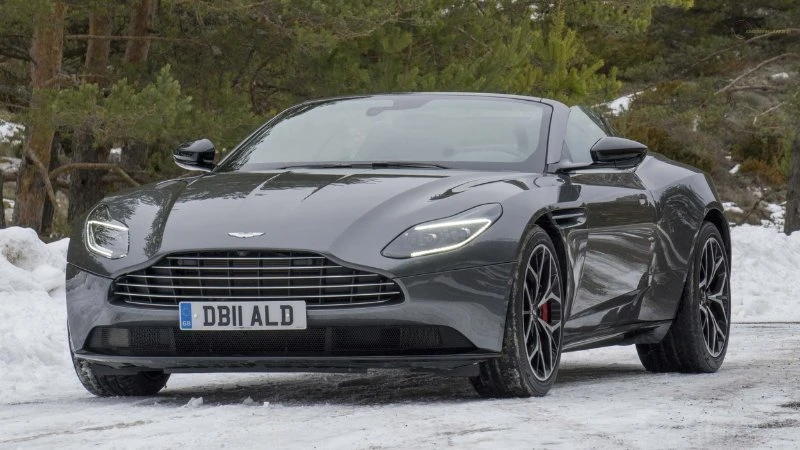 Aston Martin DB11