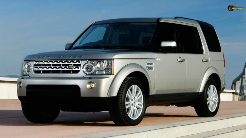 Bảng giá xe land rover 03