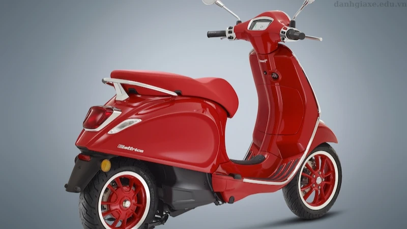 Xe máy điện piaggio 03