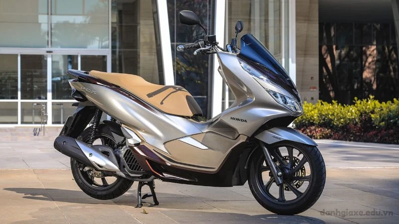 Honda PCX eHEV