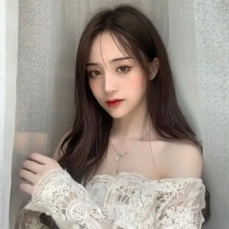 Nét đẹp ngây thơ và dễ thương từ gái xinh cute