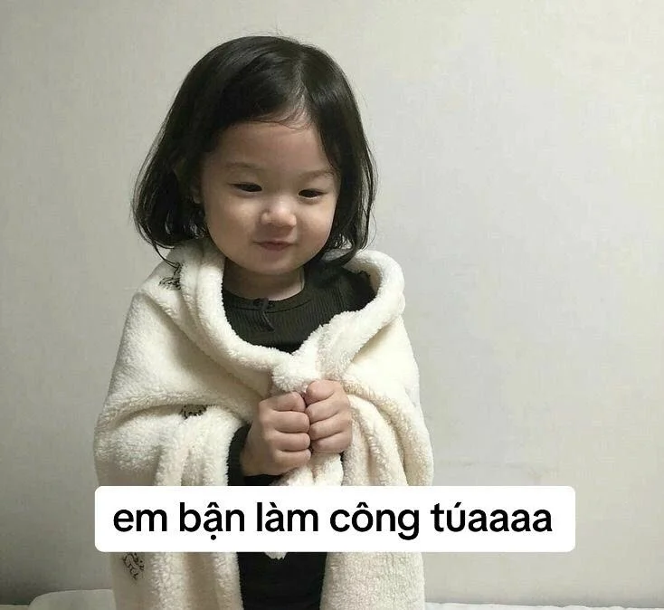 Ảnh chế em bé ho ra trái tim meme siêu sáng tạo